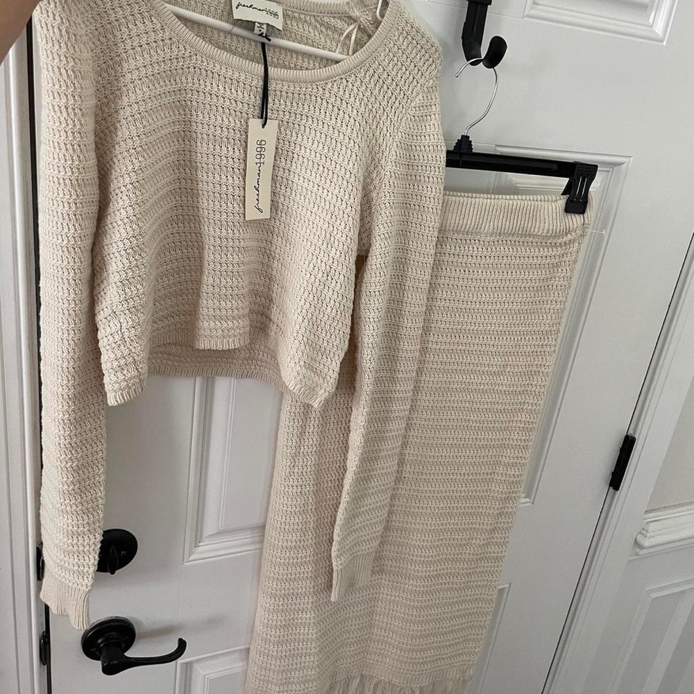 Cream Knit Skirt Set